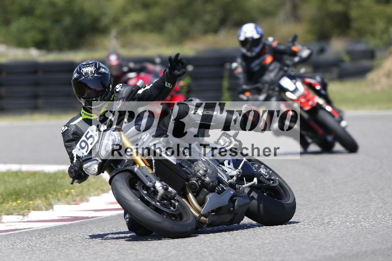 /Archiv-2025/48 25.08.2025 Cornu Master School ADR/blau-bleu/95